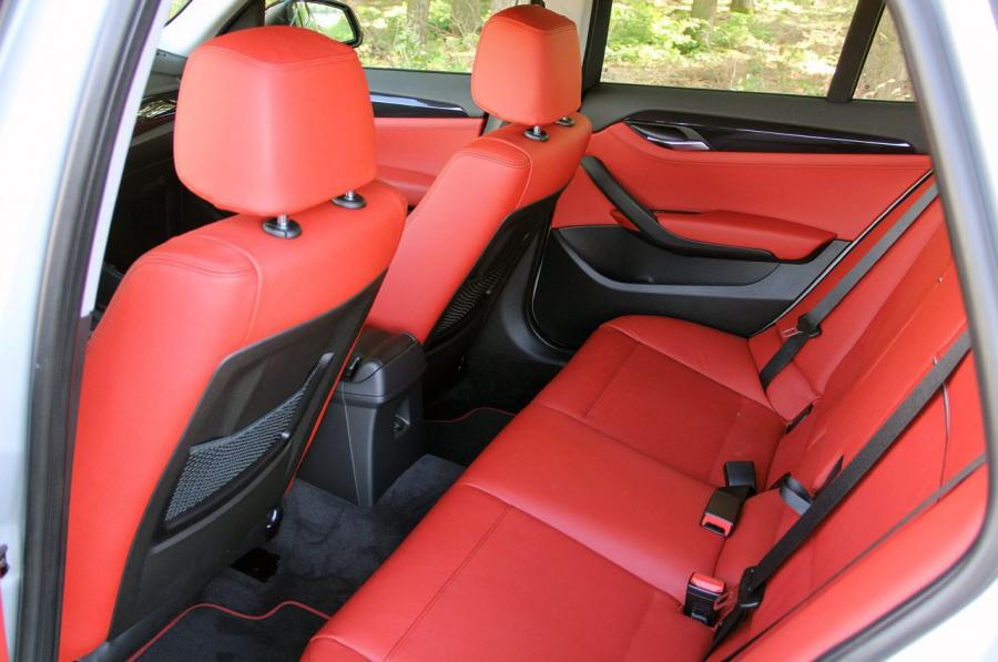  BMW X1 2013 года  (фото 10 из 177)